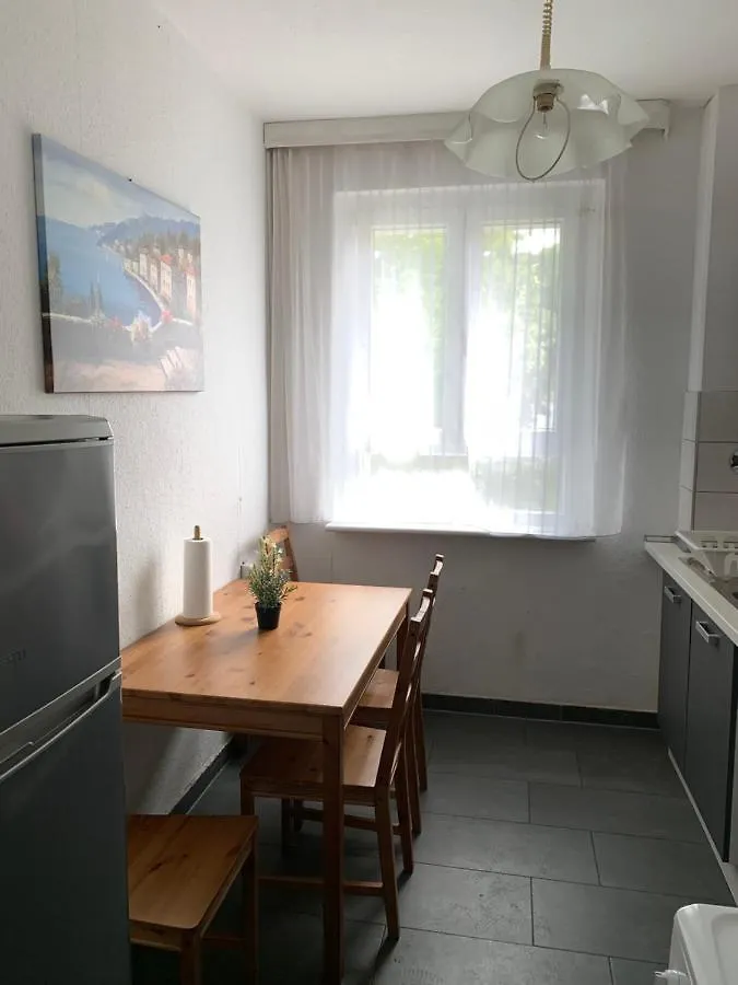 BERLIN LEBT-Wohnung für bis zu 12 Personen