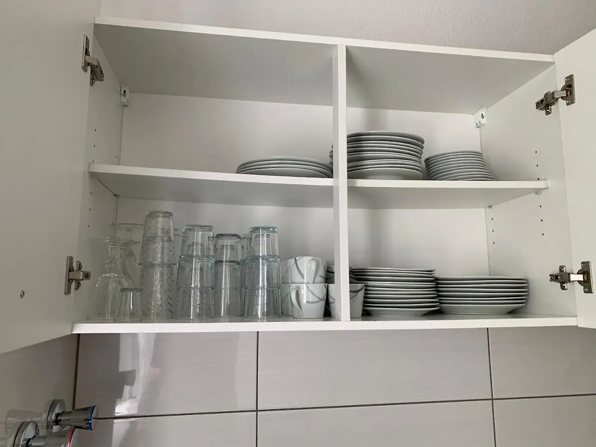 BERLIN LEBT-Wohnung für bis zu 12 Personen Apartment