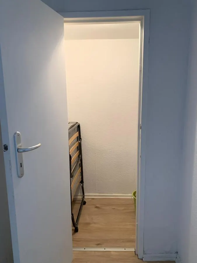 Berlin Lebt-Wohnung Fur Bis Zu 12 Personen Duitsland