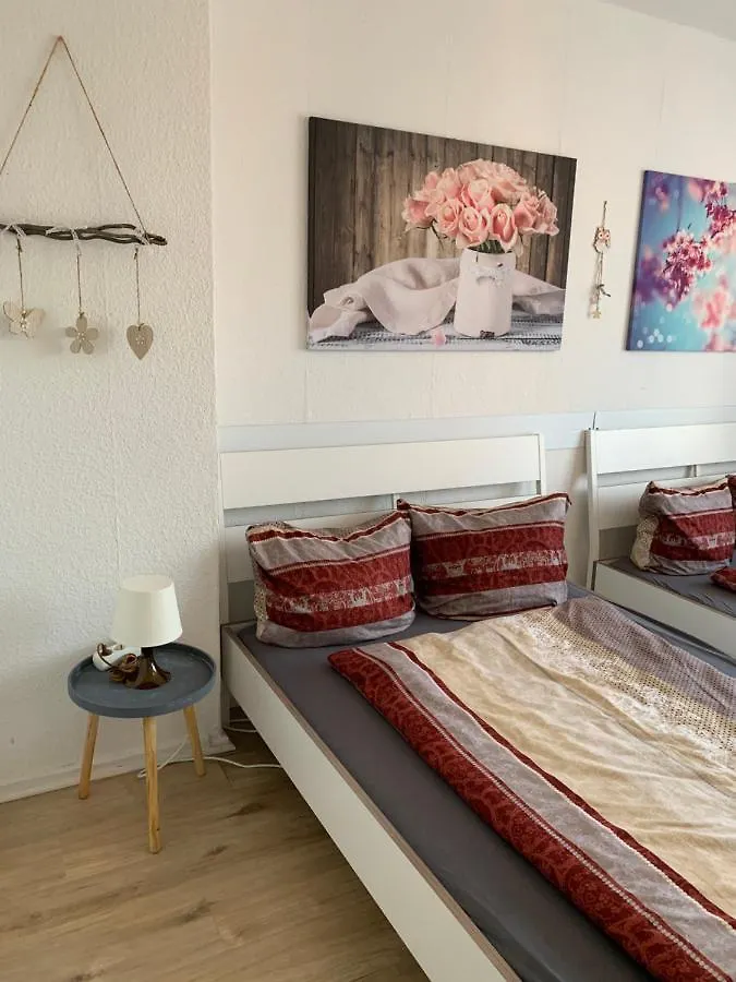 Berlin Lebt-Wohnung Fur Bis Zu 12 Personen Duitsland