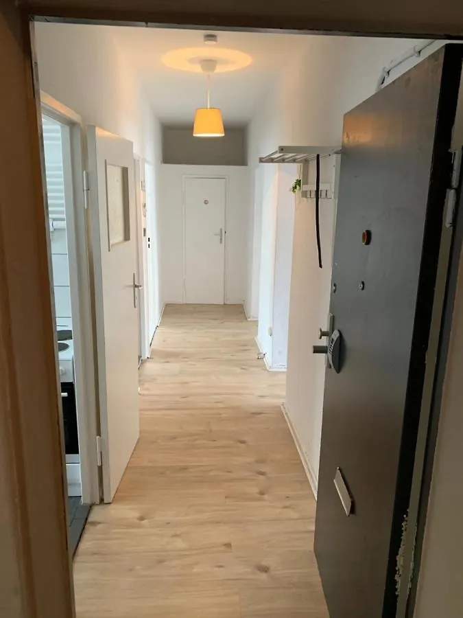 Berlin Lebt-Wohnung Fur Bis Zu 12 Personen