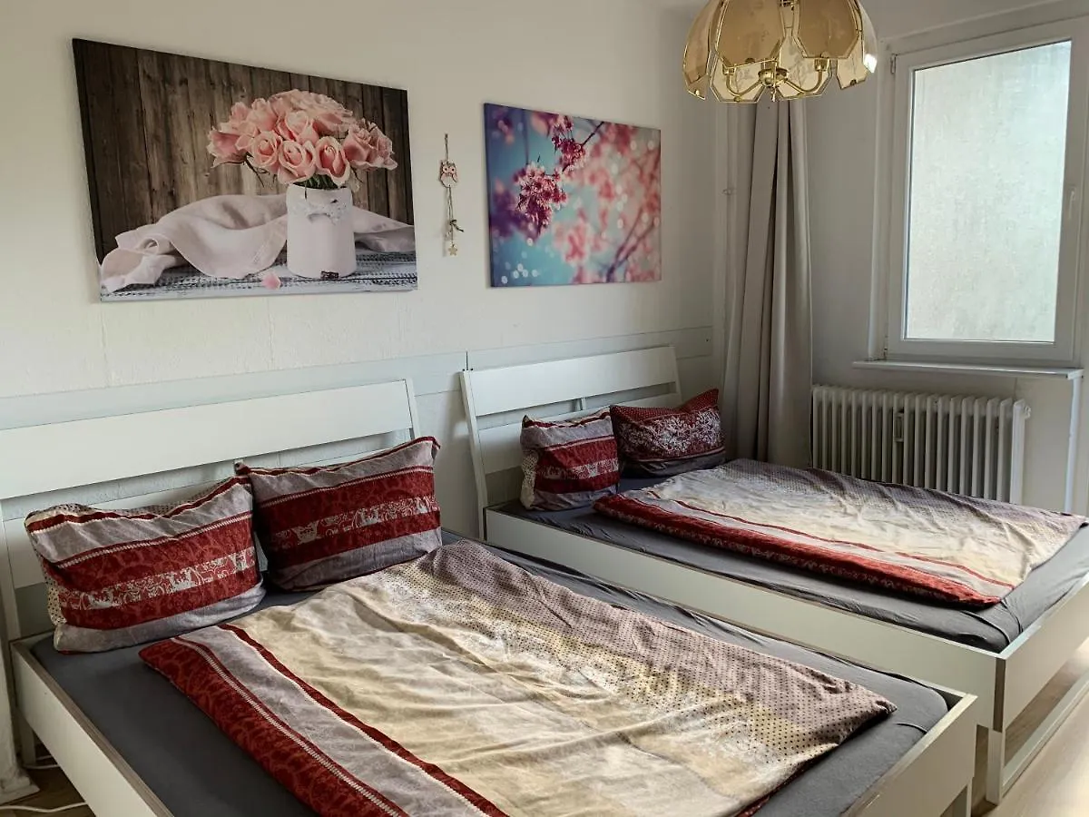Berlin Lebt-Wohnung Fur Bis Zu 12 Personen